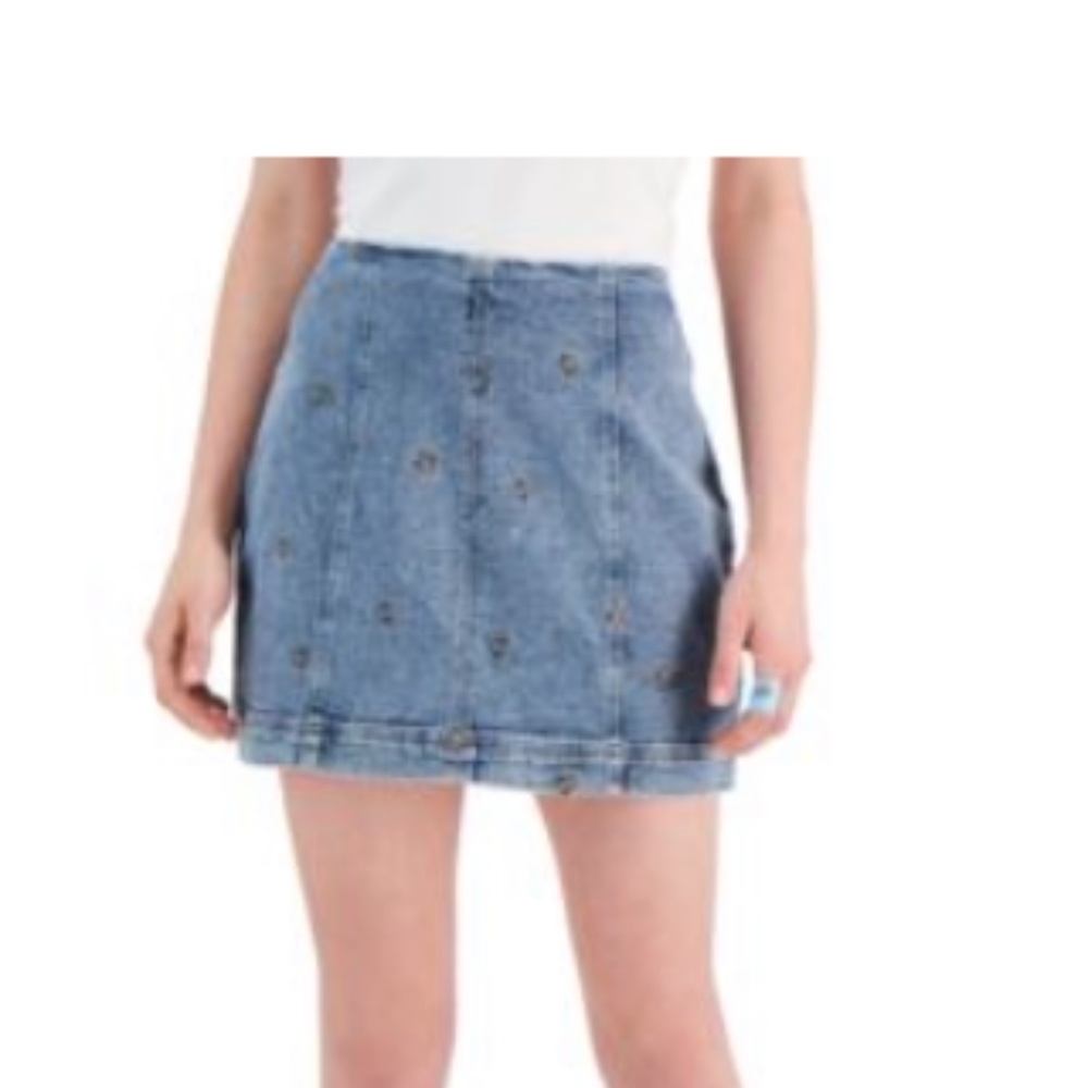 Juniors seamed denim mini skirt